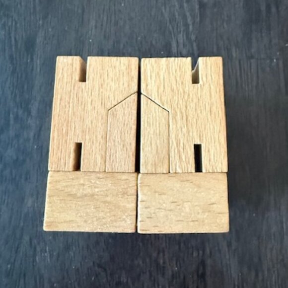 Areawear Cubebot David Weeks Studio Wooden Robot Puzzle Brainteaser (Small) - Picture 6 of 11